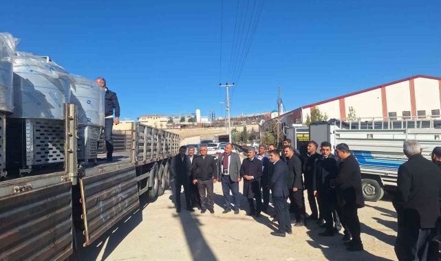 Besni'de üreticilere süt soğutma tankları teslim edildi
