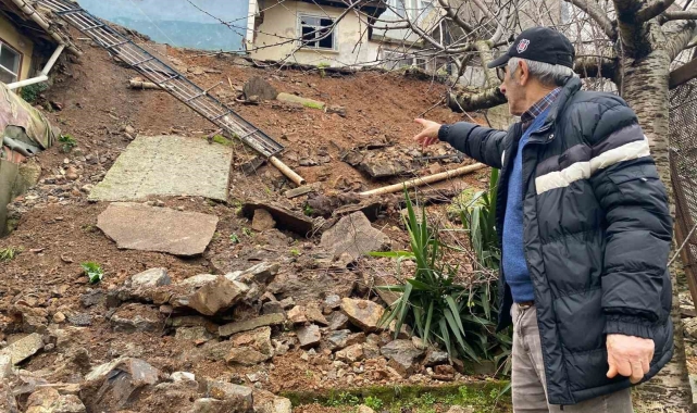 Beykoz'da 5 metrelik istinat duvarı çöktü