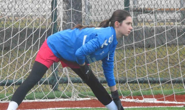 Bilecik Kolej Spor Kulübü'nden 3 oyuncu Galatasaray'a transfer oldu