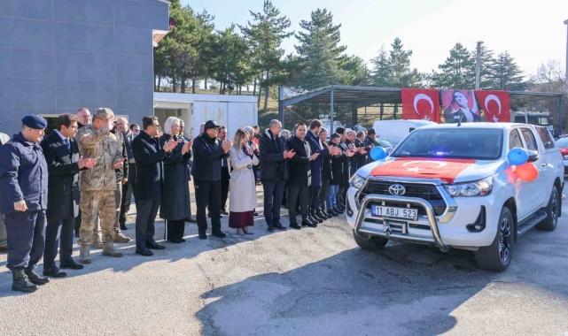 Bilecik'te emniyet ve jandarma teşkilatlarına 20 yeni araç