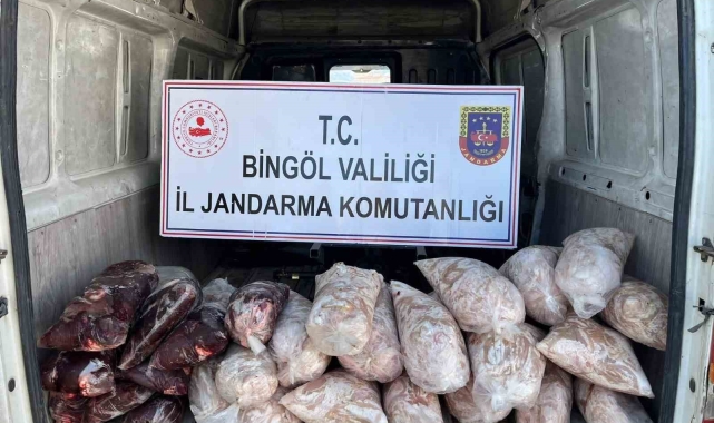Bingöl'de gıda ve hijyen kurallarına aykırı şekilde taşınan 200 kilo sakatat ele geçirildi