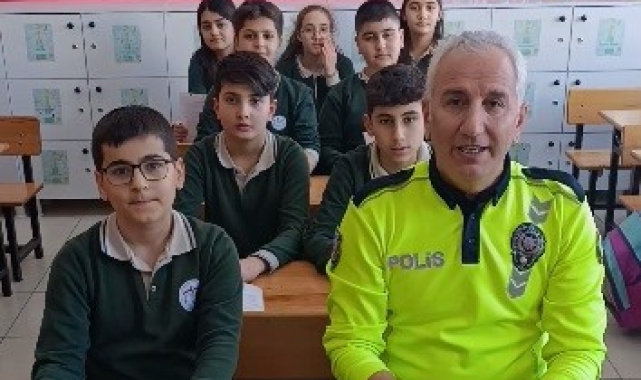 Bitlis polisinden anlamlı yarıyıl tatili mesajı