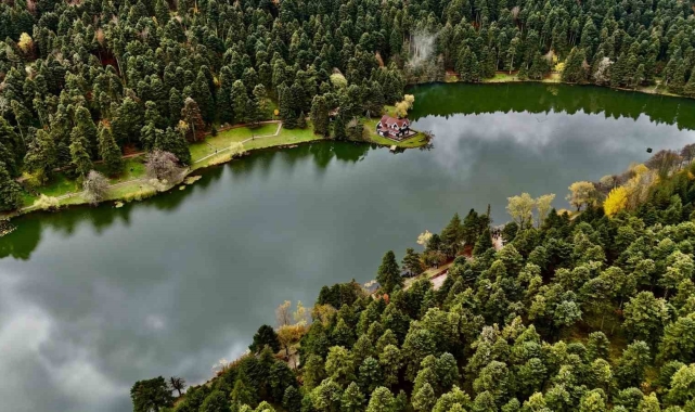 Bolu'ya yerli ve yabancı turistler akın etti: 2 milyon 303 bin 762 kişi geldi