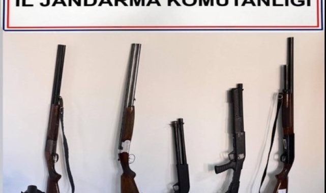 Buldan'da jandarmanın düzenlediği operasyonda 14 şüpheli yakalandı