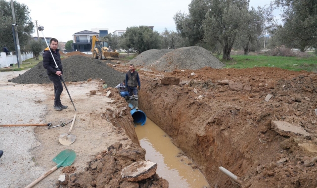 Burhaniye de yarım asırlık kanalizasyon hattı yenileniyor