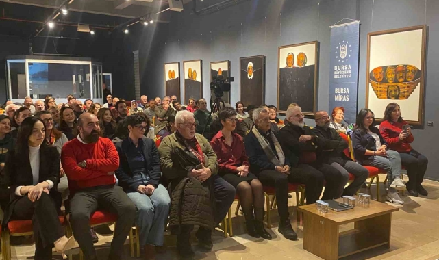 Bursa Bellek kent söyleşilerinin ilk konuğu Ezel Akay oldu