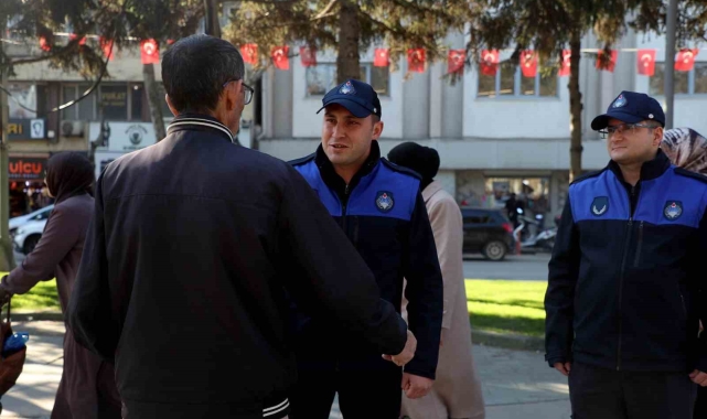 Büyükşehir zabıtası temiz bir Sakarya için devriyede