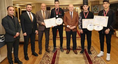 Büyükşehir'in genç şefleri Türkiye şampiyonu oldu