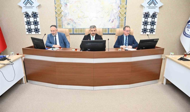 ÇAKÜ'de Dijital Dönüşüm, Yapay Zeka ve Veri Analitiği Koordinatörlüğü kuruldu