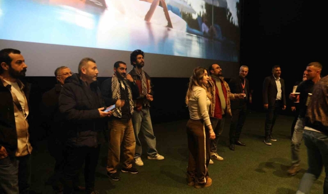 Ceylan Karavil Park AVM'de "Doğulu" filminin oyunculu gösterimine yoğun ilgi