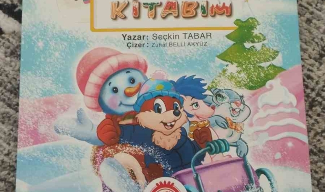 CHP'li belediyenin okullardaki kitaplı propagandasına valilik 'dur' dedi