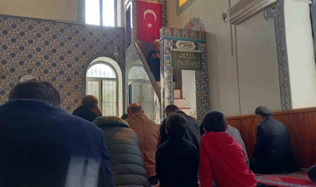 Cuma hutbesinde 'İslam'da cenaze ve taziye' konusu anlatıldı
