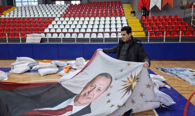 Denizli AK Parti'de örnek devir teslim