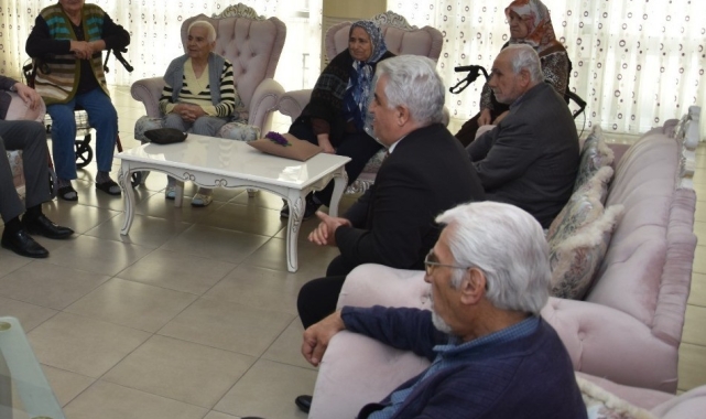 Denizli'de 200'den fazla yaşlı huzurevi için sıra bekliyor