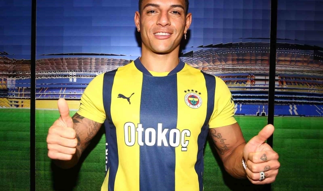 Diego Carlos, Fenerbahçe'nin 29. Brezilyalısı oldu