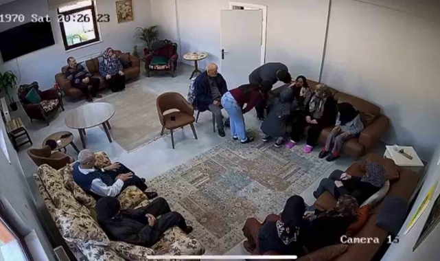 Dili boğazına kaçan Alzheimer hastası hemşirelerin hızlı müdahalesiyle kurtarıldı