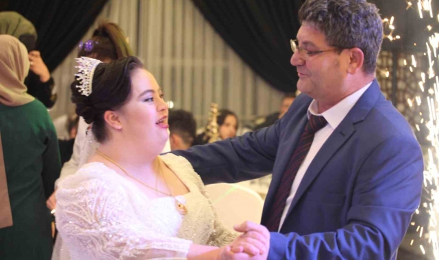 Down sendromlu Keziban'ın gelinlik hayali gerçek oldu