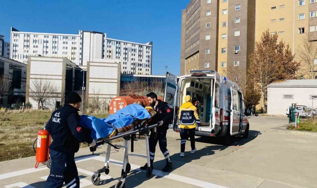 Durumu ağırlaşan kanser hastası helikopterle hastaneye sevk edildi