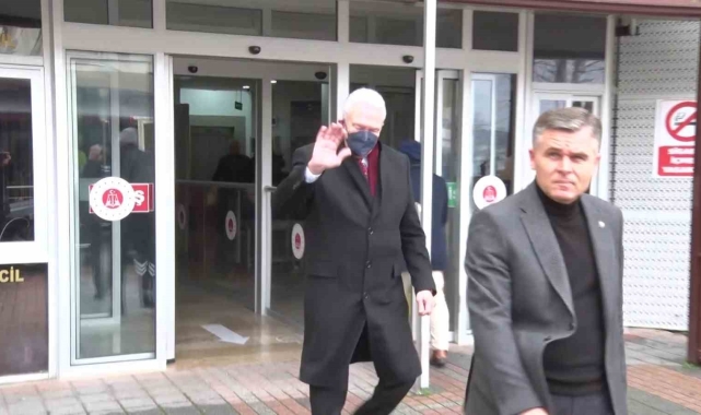 Duygu Nebioğlu'nun Metin Akpınar'a açtığı tazminat davasında Uğur Dündar tanık oldu