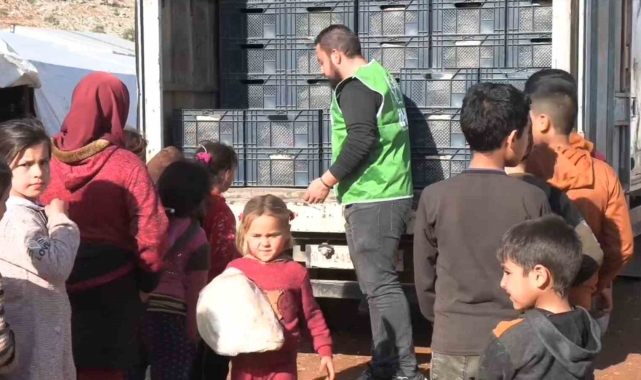 Düzce'den Suriye'ye ilk yardım tırı ulaştı