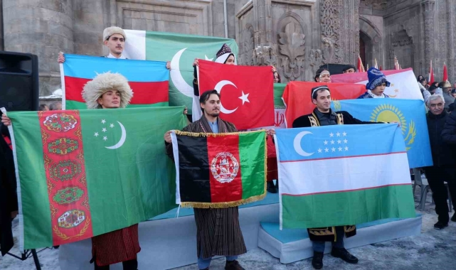 EİT 2025 Kış Oyunları'na renkli açılış