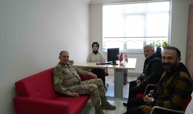 Erzincan İl Jandarma Komutanı Tuğgeneral Yanık'tan İHA'ya ziyaret