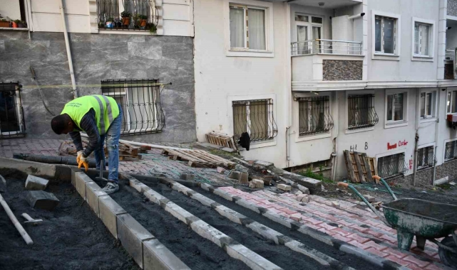 Esenyurt Belediyesinden bir rekor daha:2 ayda 34 bin metrekare parke yol