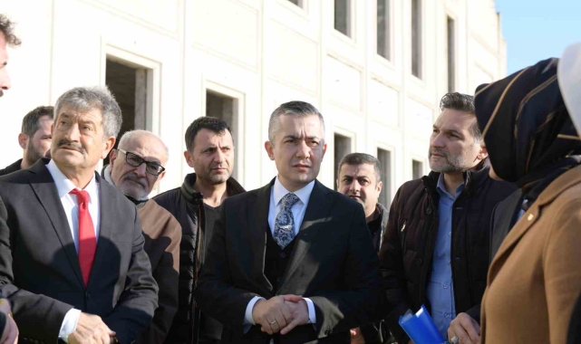 Esenyurt'ta yarım kalan projeler tamamlanıyor