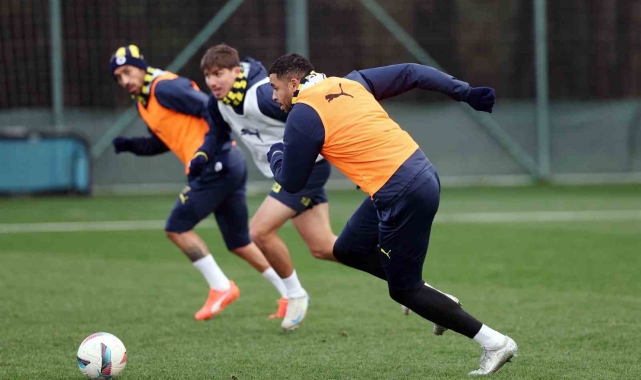 Fenerbahçe, Adana Demirspor maçı hazırlıklarına devam etti