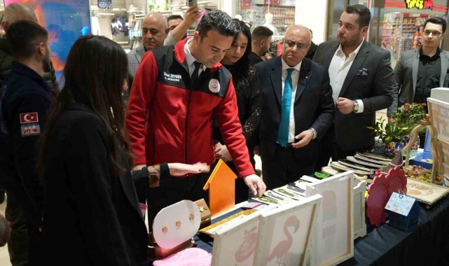 Gaziantep'te engelli bireylerin el emeği ürünleri sergilendi