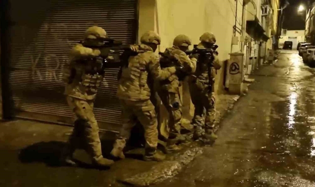 Gaziantep'te örgüt üyelerine şafak operasyonu: 5 gözaltı