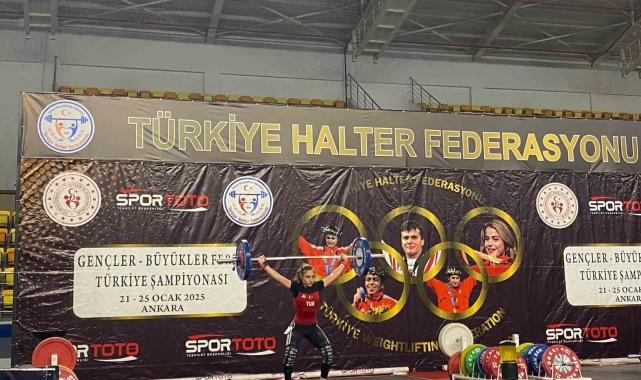 Gençler ve Büyükler Ferdi Türkiye Halter Şampiyonası başladı