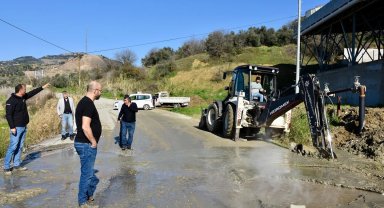 Germencik Belediye Başkanı Zencirci yol sorununu yerinde inceledi