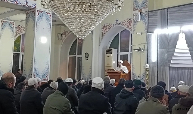 Gerze'de üç aylar sabah namazı ve dualarla başladı