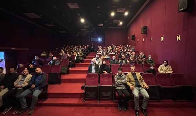 Hafızlık Kursu öğrencileri sinema etkinliğinde buluştu