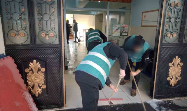 Hakkari Denetimli Serbestlik Müdürlüğünden okul temizliği