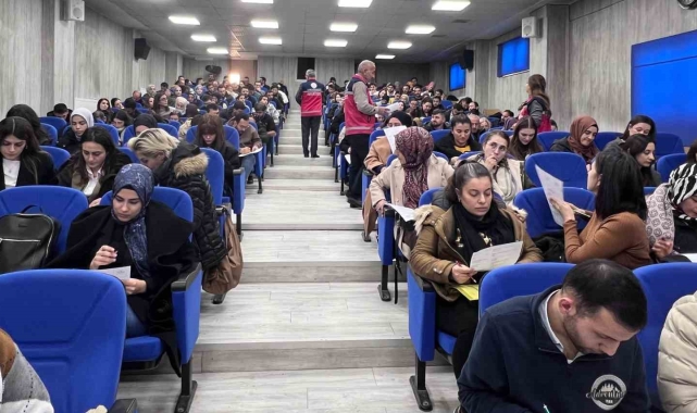 Hakkari'ye yeni atanan öğretmenlere seminer