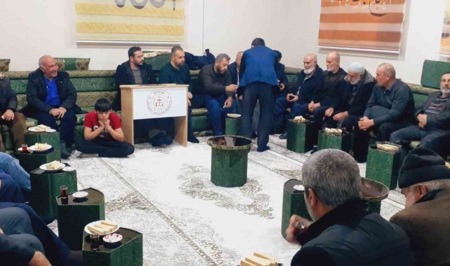 Halk sohbetlerine yoğun ilgi