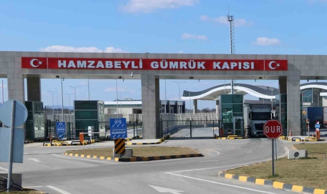 Hayvan ilacı beyan edildi, 11 kilo esrar çıktı