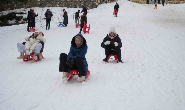 Ilgaz Dağı'nda yarıyıl tatili coşkusu