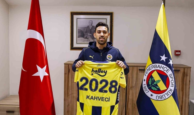 İrfan Can Kahveci, 3 yıl daha Fenerbahçe'de