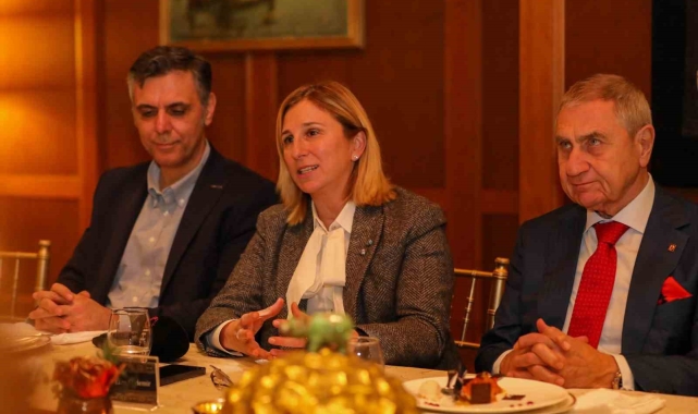 'İş İnsanlarıyla Fikir Alışverişi Programı'nın Ocak ayı konuğu Ebru Özdemir oldu