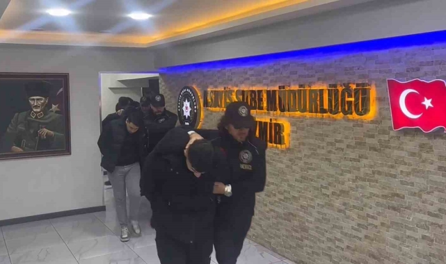 İzmir merkezli 3 ilde yedek parça dolandırıcılarına operasyon: 7 tutuklama