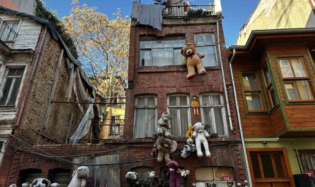 Kadıköy'ün simgesi 'Oyuncaklı ev' tarih oluyor