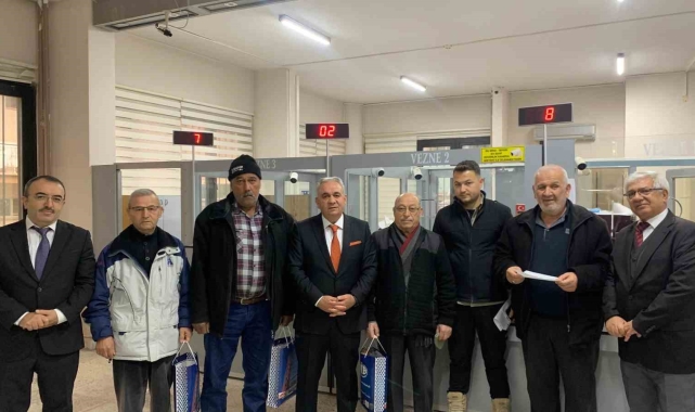 Karaman'da yeni yılın ilk vergisini ödeyenlere sürpriz