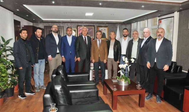 Karslıoğlu: &quot;Müdürümüzün başarası bizi ve 240 alt sektörümüzü olumlu etkiler&quot;