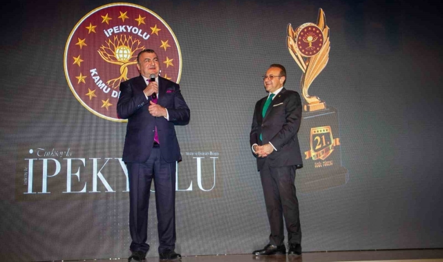 Kassanov'a anlamlı ödül