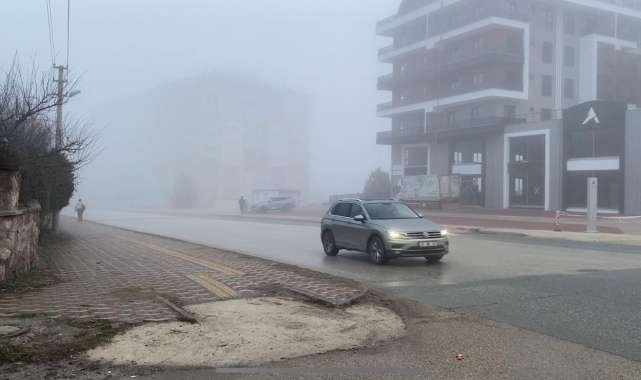 Kastamonu'da sis ulaşımı olumsuz etkiledi
