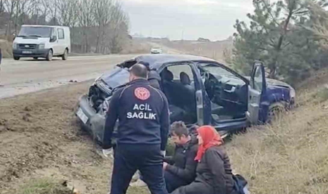 Kastamonu'da takla atan otomobildeki 3 kişi yaralandı