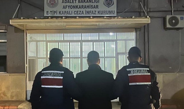 Kasten yaralama suçundan aranan şahsı jandarma yakaladı